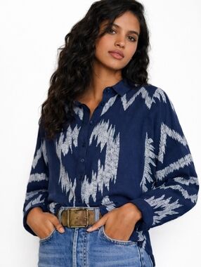 Anthro Pilcro Romy Button Down Blue Aztec Relaxed Boho Coastal Cowgirl Top Large